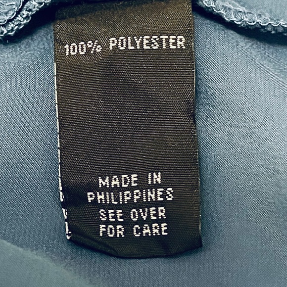 IZ Byer Peplum Bat Wing Slate Blue Satin Blouse Lace Accent Size Medium - Picture 7 of 8